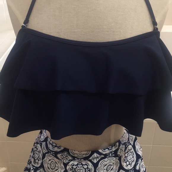 New bathing suit - Picture 2 of 6